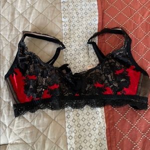 Victoria secret bra-size medium